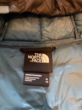 Gently used men’s North Face thermoball jacket XL